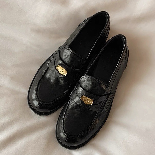 牛皮版~平底乐福鞋~马皮复古擦色小金币乐福单鞋女小皮鞋